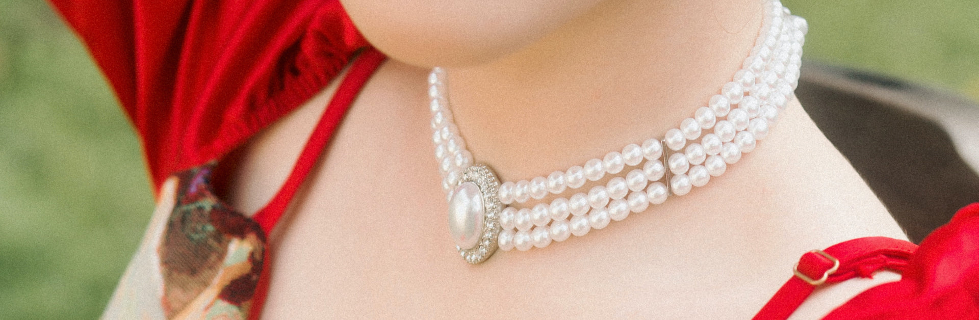 Shine With Pearl Necklaces-Timeless Elegance For Every Occasion With Different Styles
