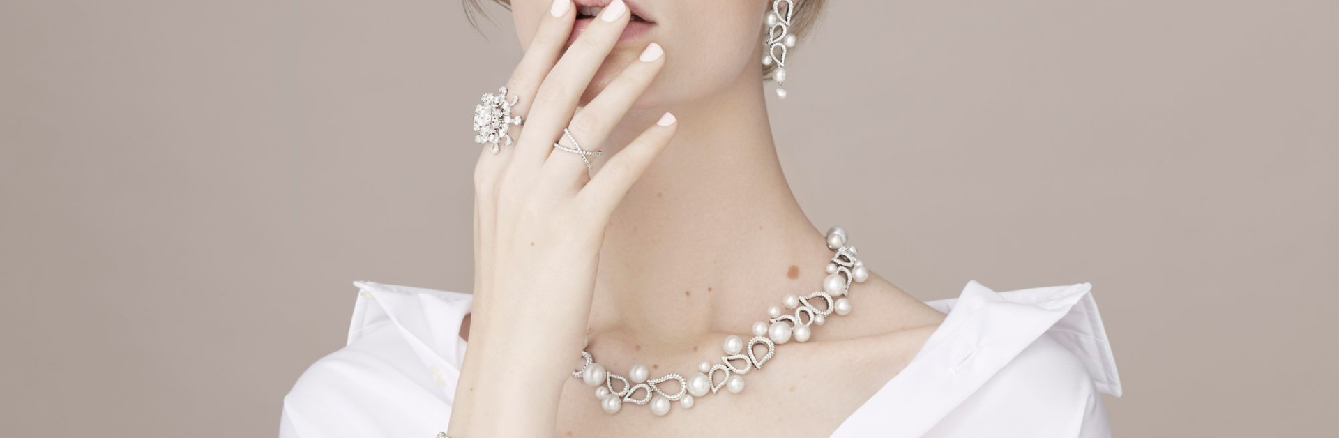 What is jewelry? Why is jewelry important in fashion?