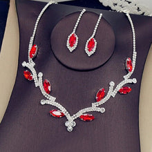 Load image into Gallery viewer, Geometric Rhinestone Necklace Set