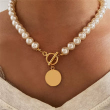Load image into Gallery viewer, Vintage Coin Pearl Choker Necklace