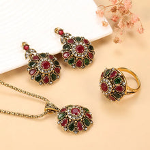Load image into Gallery viewer, Ethnic Crystal Flower Necklace Set