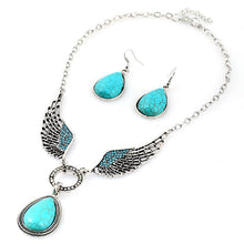 Load image into Gallery viewer, Vintage Stone Wing Necklace Set