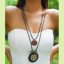 Load image into Gallery viewer, Ethnic Green Circular Necklace
