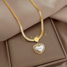 Load image into Gallery viewer, Gold Plated Pearl Heart Necklace