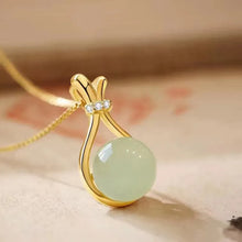 Load image into Gallery viewer, Green Jade Pendant  Necklace
