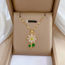 Load image into Gallery viewer, Green Leaf Flower Necklace Set
