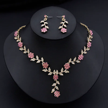 Load image into Gallery viewer, Flower Choker Necklace Set
