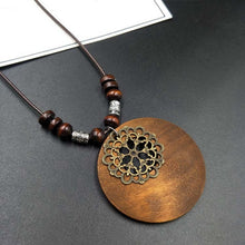 Load image into Gallery viewer, Ethnic Round Wooden Leaf Necklace Sale