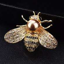 Load image into Gallery viewer, Little Bee Brooch
