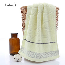 Load image into Gallery viewer, Thick Cotton Geometric Towel