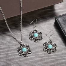 Load image into Gallery viewer, Bohemian Vintage Hollow Flower Necklace Set