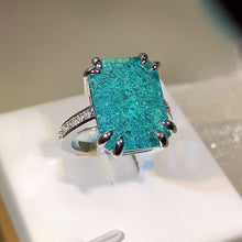Load image into Gallery viewer, Emerald Gemstone Ring