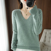 Load image into Gallery viewer, V-neck Solid Sweaters