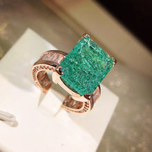 Load image into Gallery viewer, 18K Gold Emerald Rings