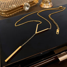 Load image into Gallery viewer, V-shaped long Clavicle Necklace