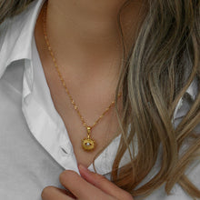 Load image into Gallery viewer, 18k Gold Plated Wave Chain Necklace