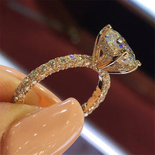 Load image into Gallery viewer, Elegant Crystal Rhinestones Ring For Women (7087815786690)