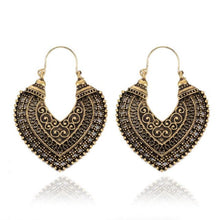 Load image into Gallery viewer, Vintage Leaf Feather Dangle Earrings (7142177210562)